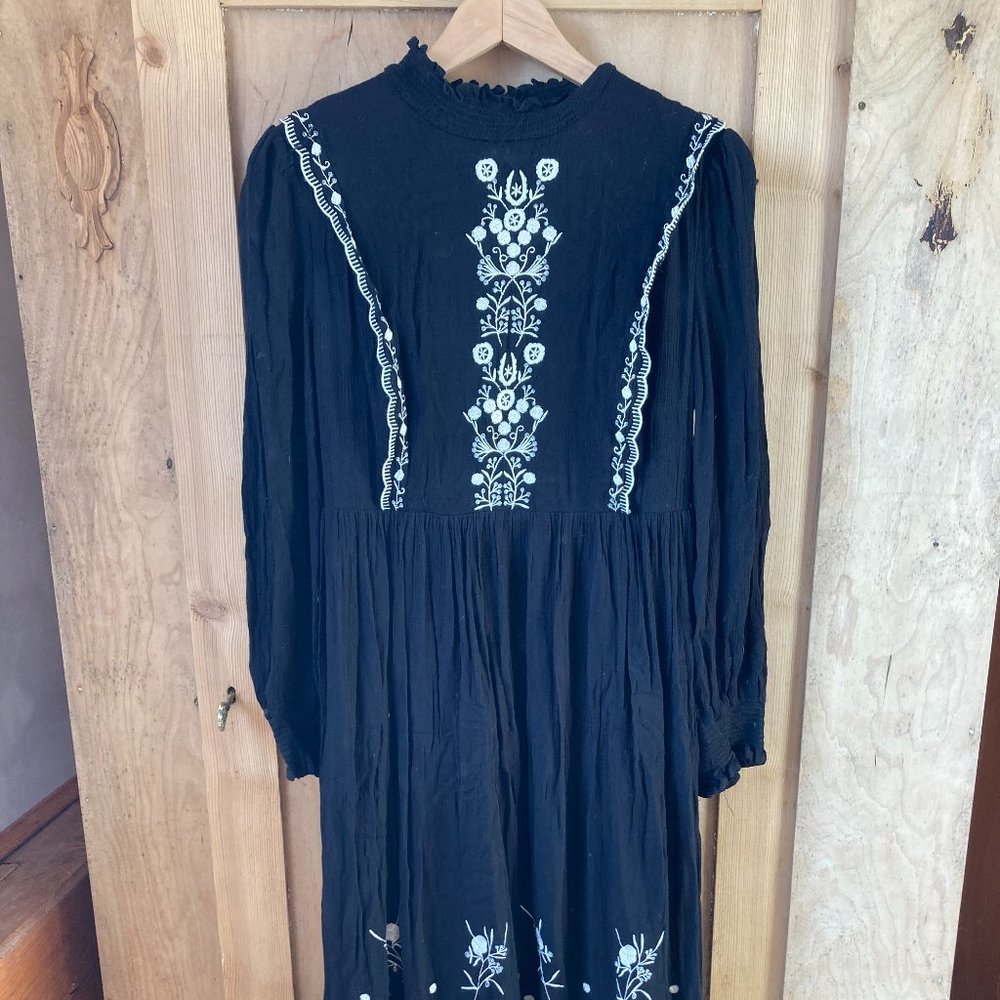 Black High Neck Cotton Dress with Embroidery
